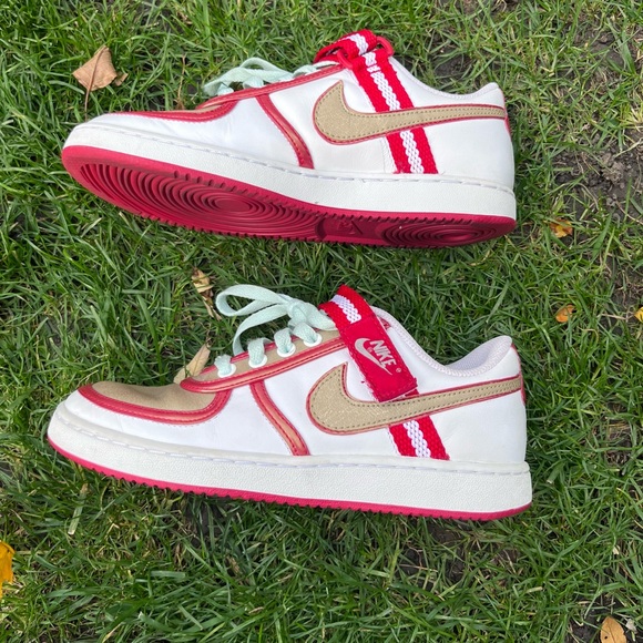 Nike Vandal Low Effa Manley Red Metallic Gold 2007 312492-121 women 7 - Picture 1 of 8